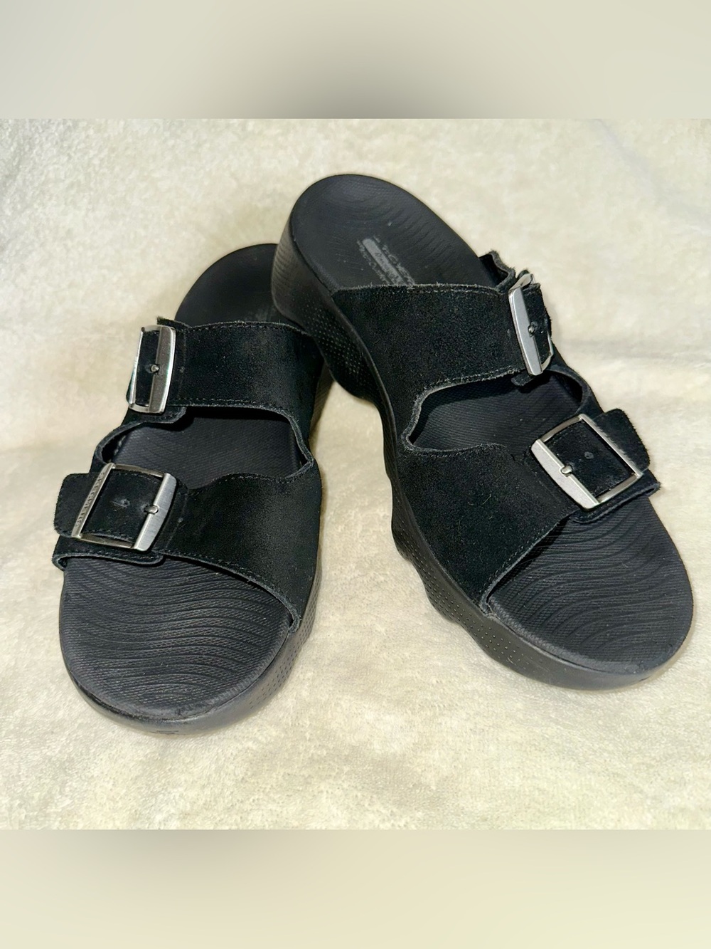 Skechers Massage Fit Sandals Black Suede Double Buckle Platform 140610 Women’s 9